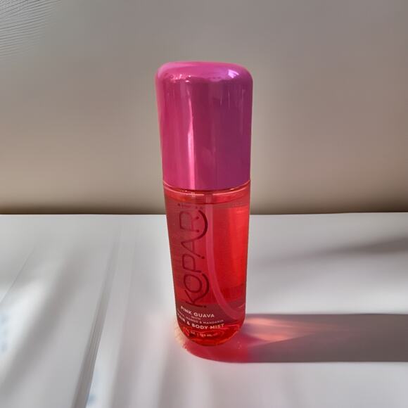 Kopari Pink Guava Hair Body Mist, Mango, Mandarin, Coconut, Vanilla, Sandalwood - Picture 3 of 15